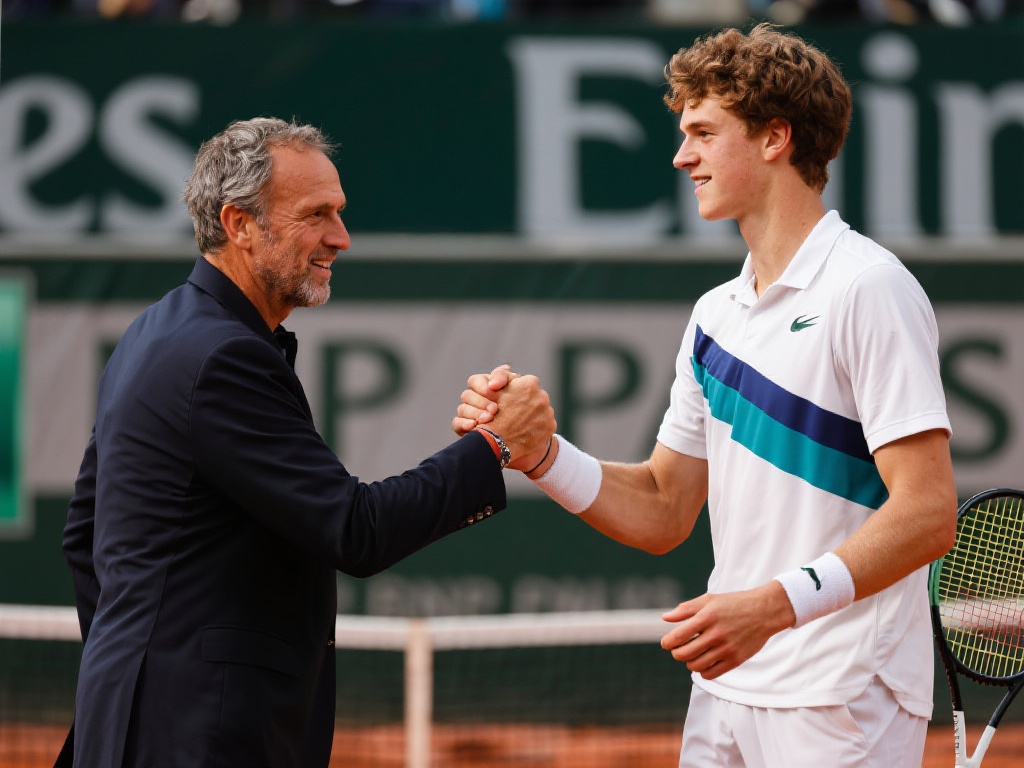 也为欧冠赛 也为欧冠赛